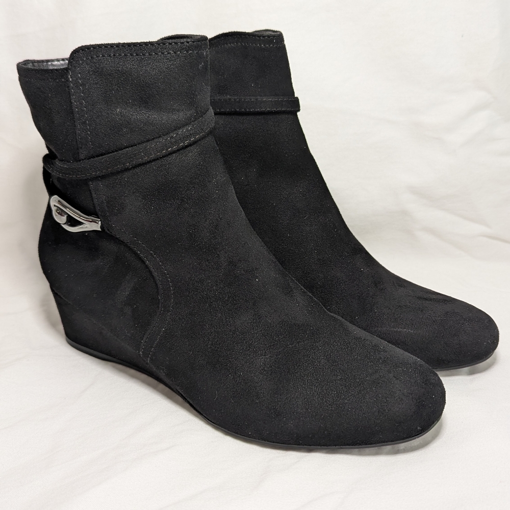 Impo Women's Grady Wedge Bootie in Black Size 7.5 M Boots